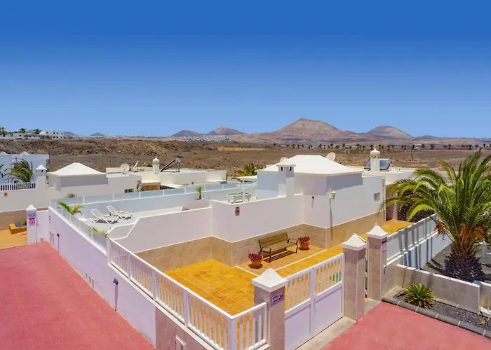 Joanna Sol By Villa *